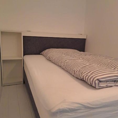 Ruhige Art-Garconniere Mit Balkon Apartment Vienna Exterior photo